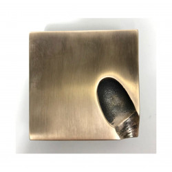 Philip Watts Thumbprint Cabinet Handle (80mm x 80mm)