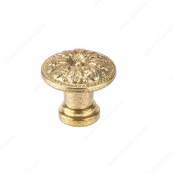 Richelieu 24479 Traditional Brass Knob