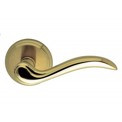 Valli & Valli H 174 Standard Traditional Rosette Door Lever - Polish Brass